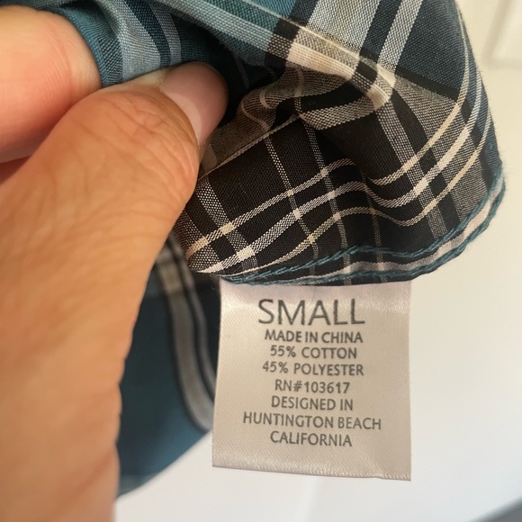 Coastal Men’s Snap Button Up - Picture 3 of 4